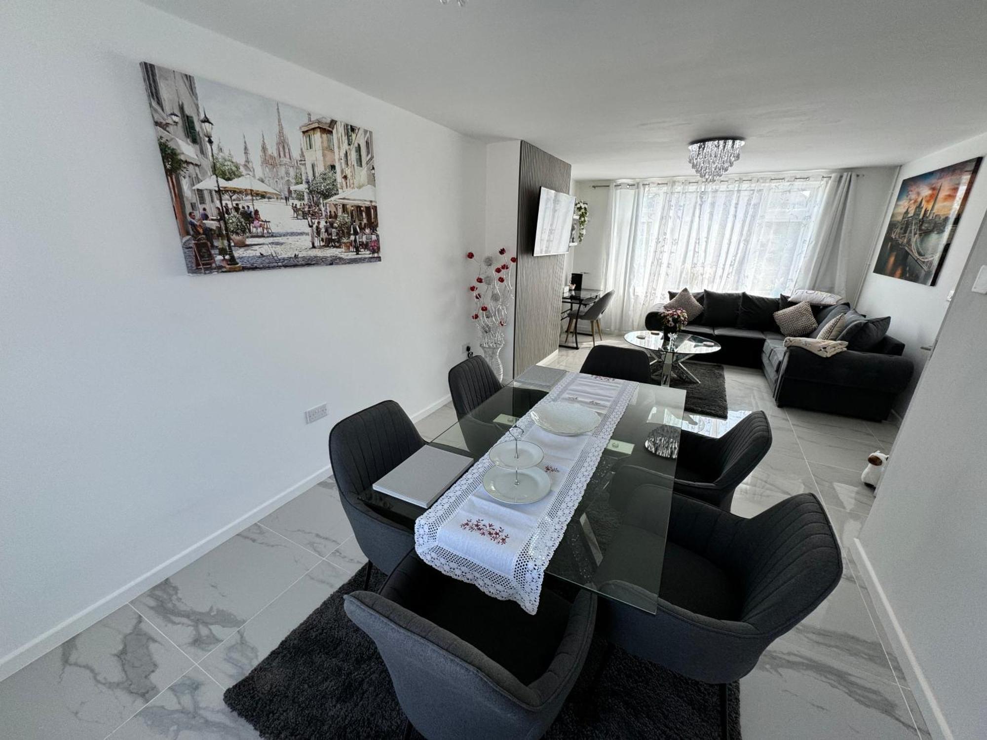 Villa Modern 3-Bed Hideaway Near Westgate With Parking Canterbury Esterno foto