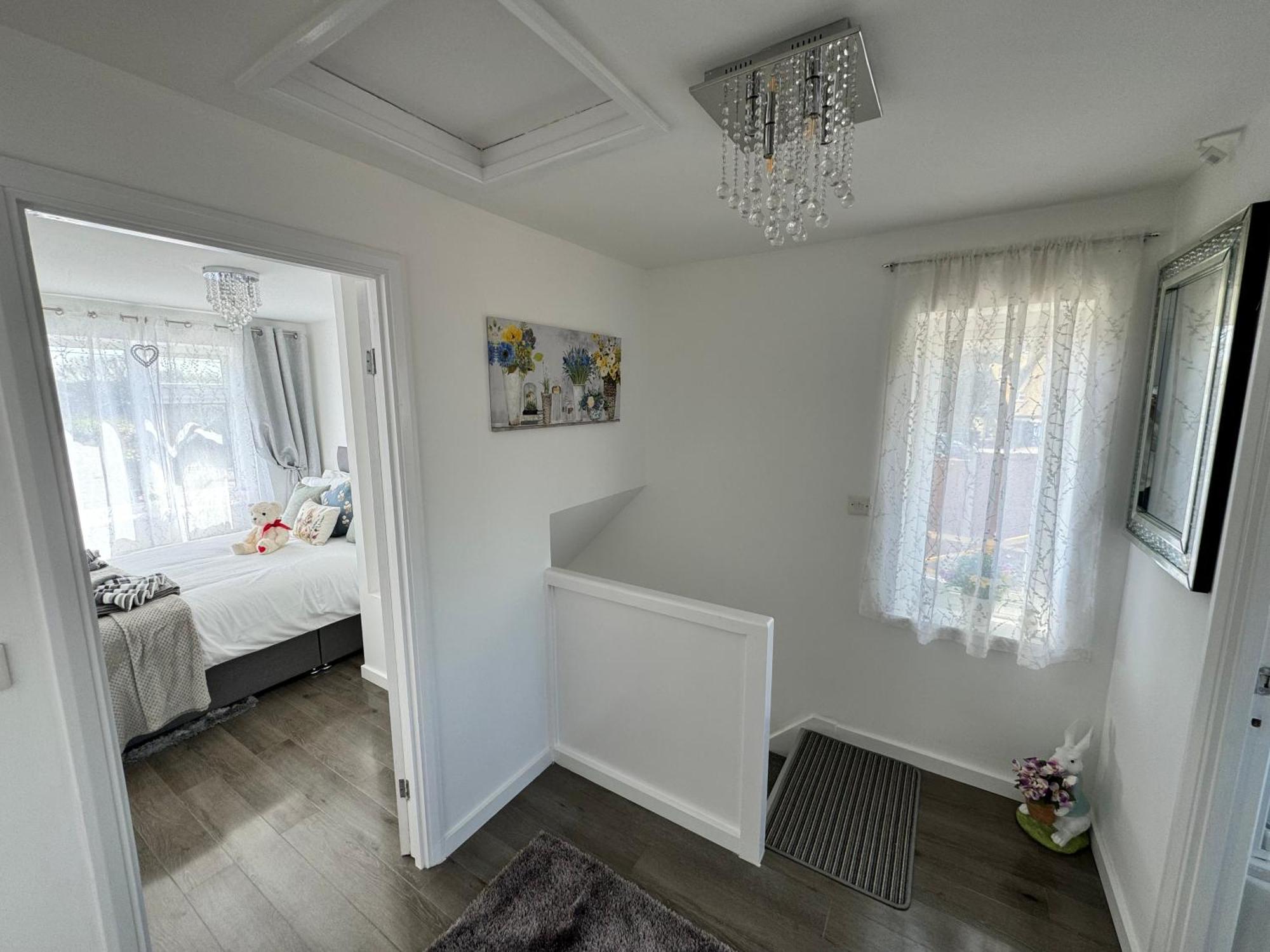 Villa Modern 3-Bed Hideaway Near Westgate With Parking Canterbury Esterno foto