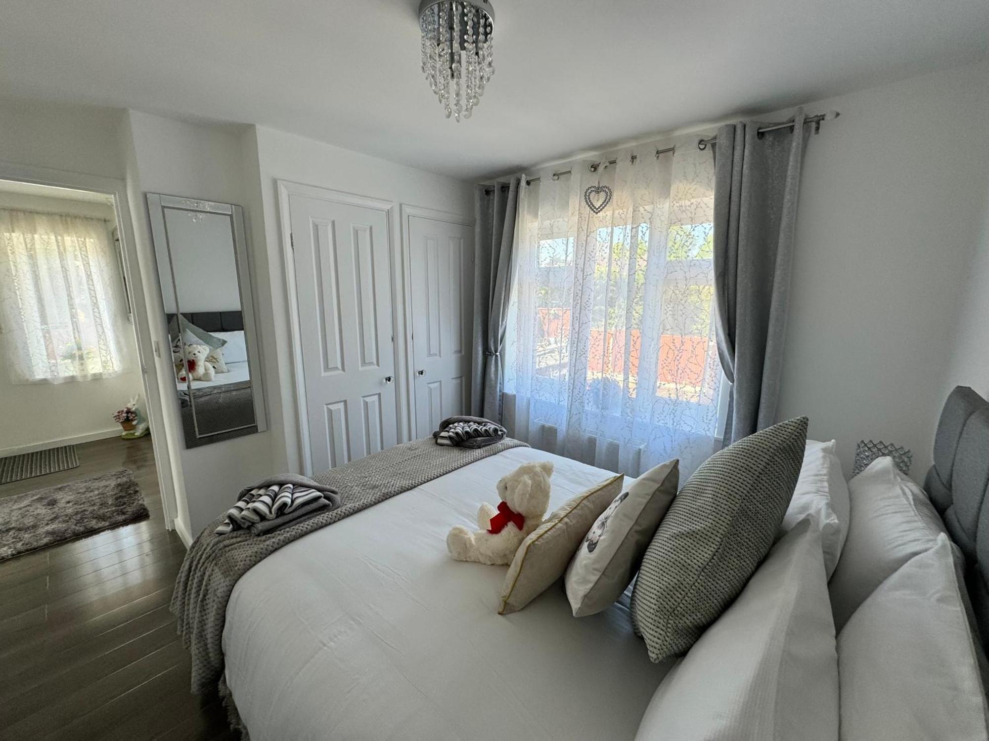 Villa Modern 3-Bed Hideaway Near Westgate With Parking Canterbury Esterno foto