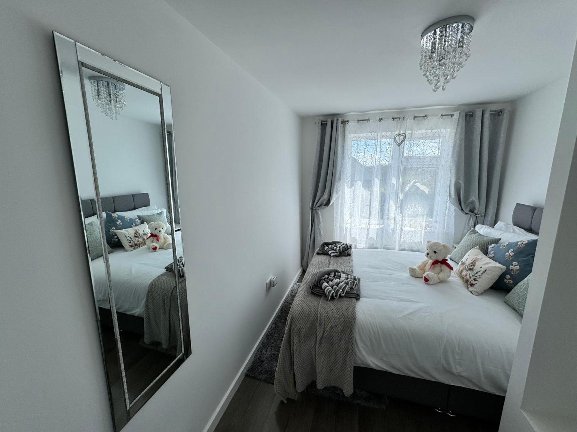 Villa Modern 3-Bed Hideaway Near Westgate With Parking Canterbury Esterno foto